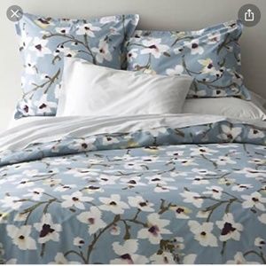 King "Fleur" Crate & Barrel Duvet Cover